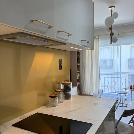 Cap - Entierement Renove - Hyper Centre - A 3 Mn A Pieds Apartment